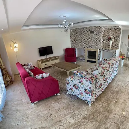 Appartement Royal Villas A 12 *