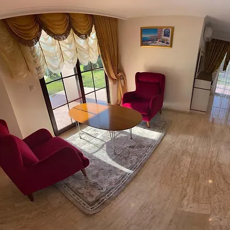 Royal Villas A 12