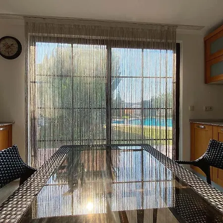 Royal Villas A 12 *