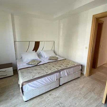 Royal Villas A 12 Apartamento